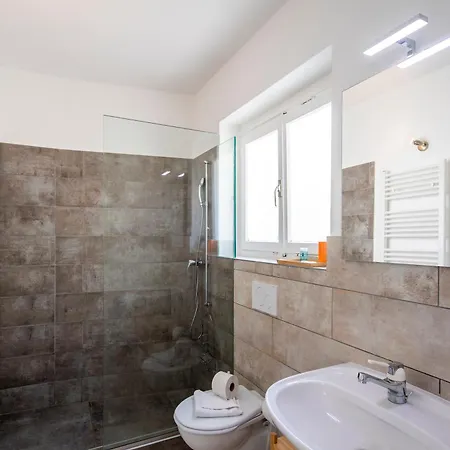 Residenza La Serenata Maison d'hôtes Cavigliano